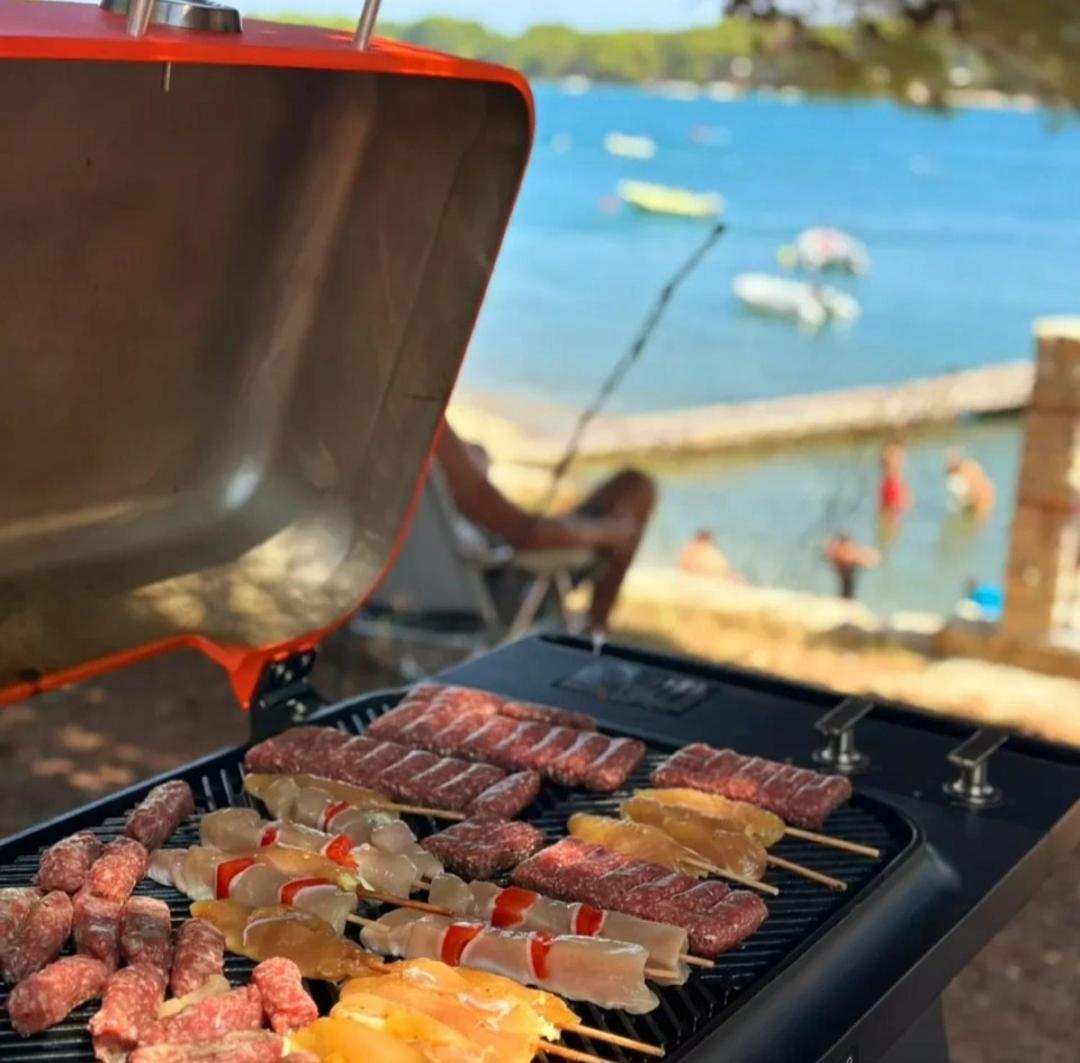 Bungalow Comfort 100 M From The Beach プレマントゥーラ エクステリア 写真
